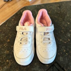 Kid’s Sneakers